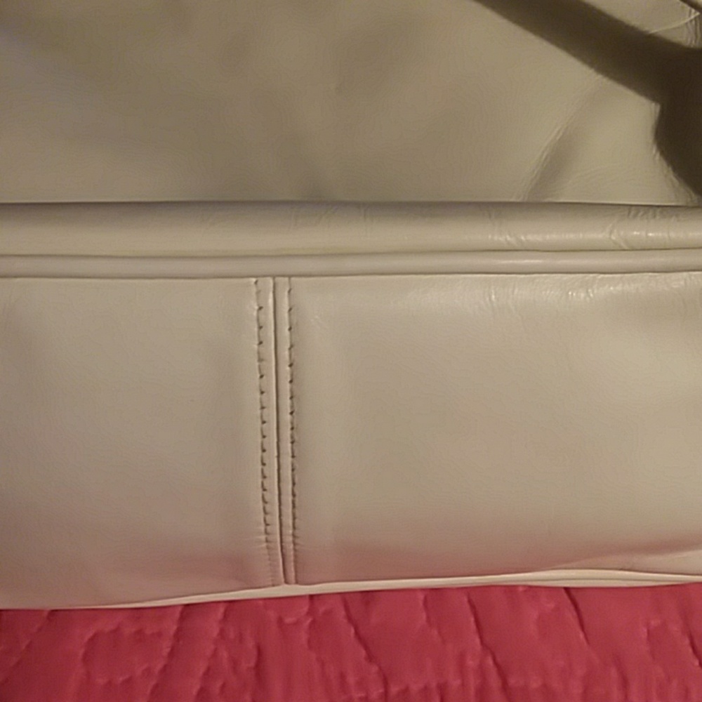 Anne Klein Women's White crossbody handbag - Picture 5 of 5